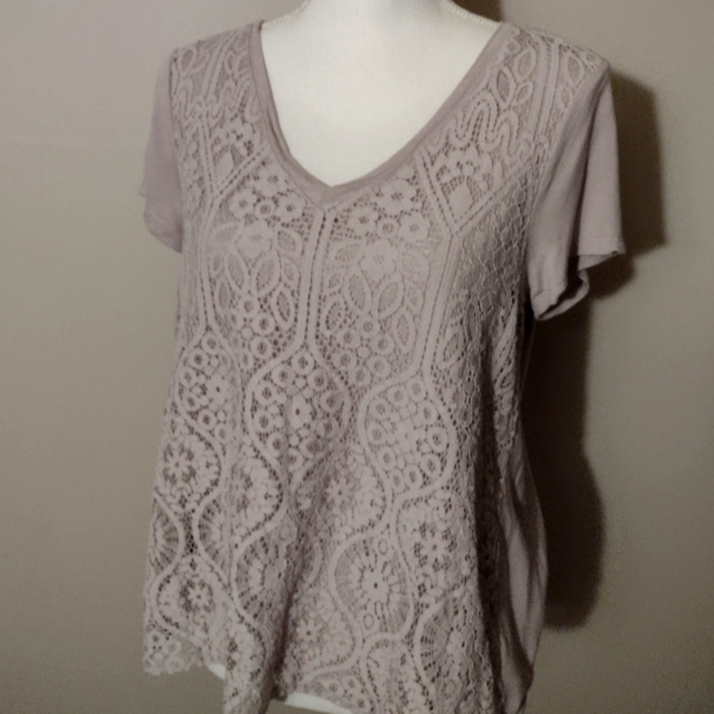 Simply Vera Wang Beige Shirt